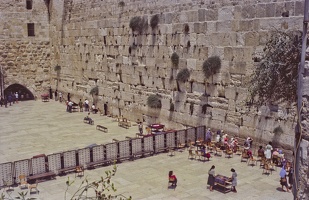 004-01 19800815 Jerusalem - Western Wall